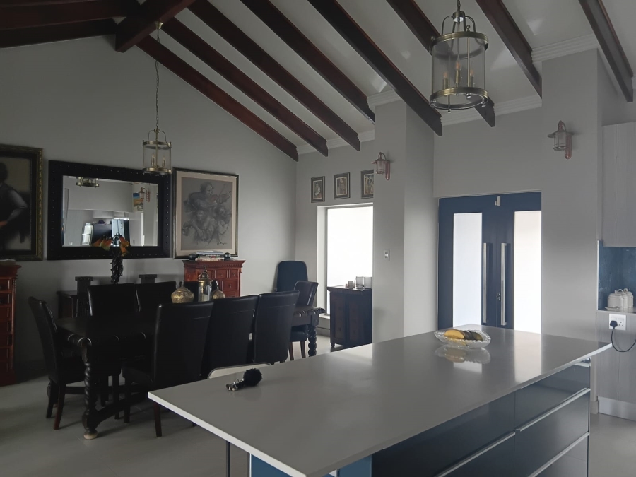 To Let 3 Bedroom Property for Rent in Dana Bay Western Cape